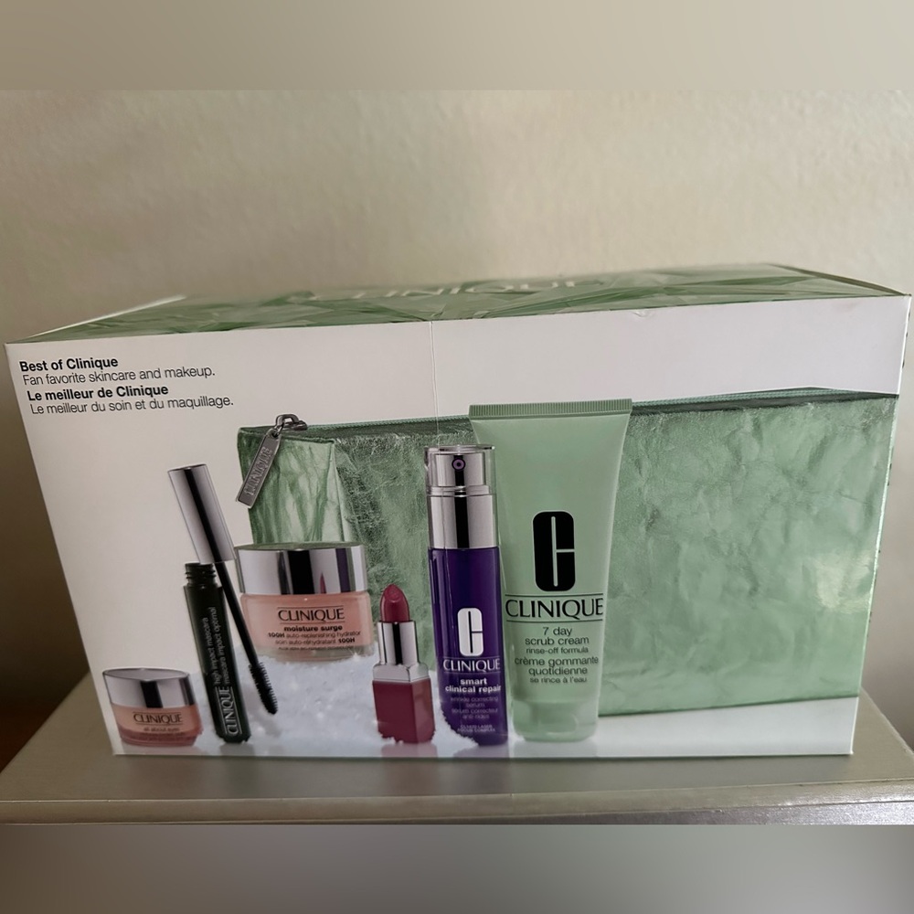 Clinique “Best of Clinique” 6-Piece Set/Holiday Limited Edition - New In Box